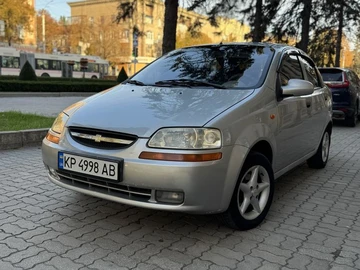 Авто Chevrolet Aveo 2004 № 8027397