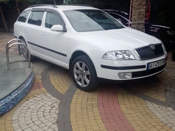 Авто Skoda Octavia 2009 № 8027613