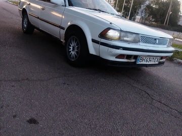Авто Toyota Carina 1990 № 8027614
