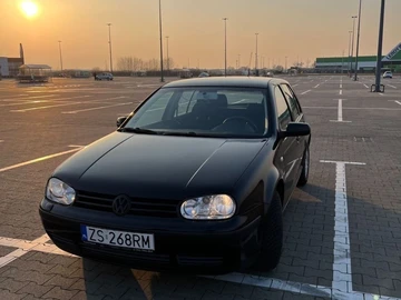 Авто Volkswagen Golf 2002 № 8027850