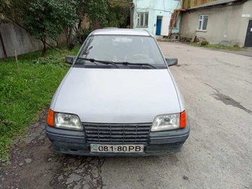 Авто Opel Kadett 1986 № 8027885