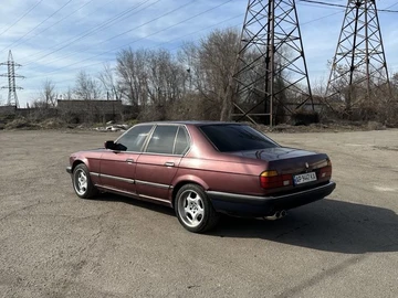 Авто BMW 7 Серия 1988 № 8027904