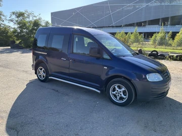 Авто Volkswagen Caddy 2004 № 8027919