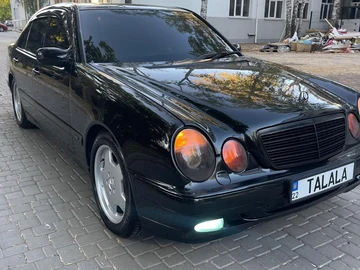 Авто Mercedes E Серия 2000 № 8028415