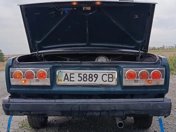 Авто ВАЗ 2107 2002 № 8028432