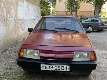 Авто ВАЗ 2109 1988 № 8028461