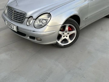 Авто Mercedes 220 2003 № 8028542