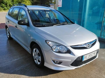 Авто Hyundai I30 2010 № 8028550