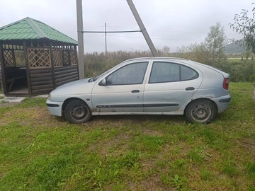 Авто Renault Megane 2000 № 8028943