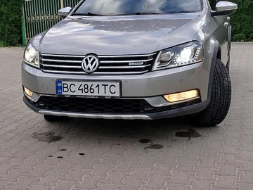 Авто Volkswagen Passat Variant 2013 № 8028996