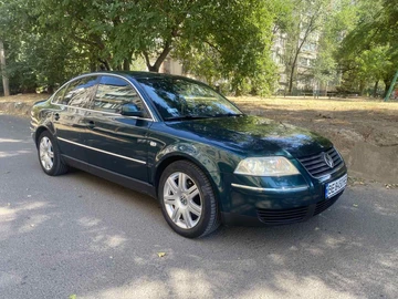 Авто Volkswagen Passat Sedan 2003 № 8029208