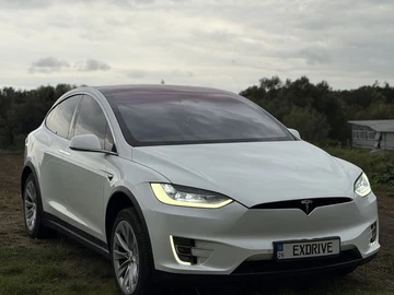 Авто Tesla Model X 2020 № 8029360