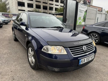 Авто Volkswagen Passat Sedan 2001 № 8029800