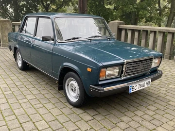 Авто ВАЗ 2107 2004 № 8029883