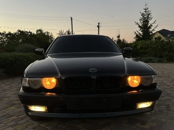 Авто BMW 7 Серия 2001 № 8029895