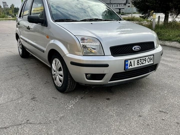 Авто Ford Fusion 2004 № 8030070