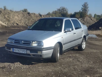 Авто Volkswagen Vento 1998 № 8030077