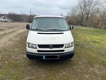 Авто Volkswagen Transporter 2002 № 8030097
