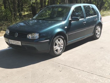 Авто Volkswagen Golf 2002 № 8030103