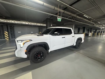 Авто Toyota Tundra 2023 № 8030153