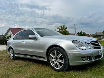 Авто Mercedes 220 2008 № 8030155