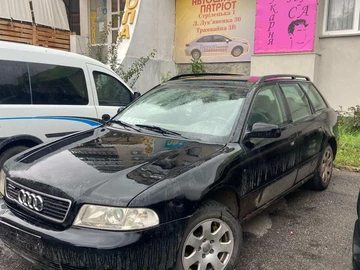 Авто Audi A4 1997 № 8030249