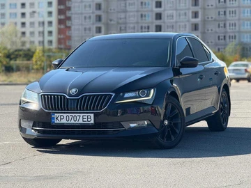 Авто Skoda Superb 2018 № 8030435