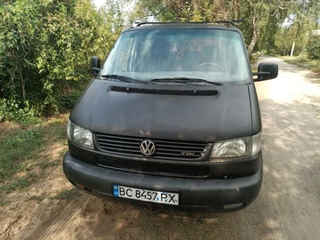 Авто Volkswagen Transporter 2000 № 8030440