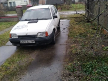 Авто Opel Kadett 1990 № 8030453