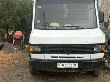 Авто Mercedes Mb 1992 № 8030456