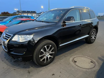 Авто Volkswagen Touareg 2007 № 8030472