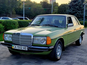 Авто Mercedes E Серия 1984 № 8030475