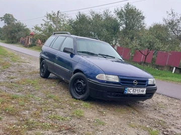 Авто Opel Astra 1992 № 8030577