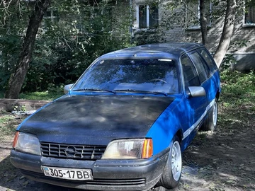 Авто Opel Rekord 1986 № 8030585