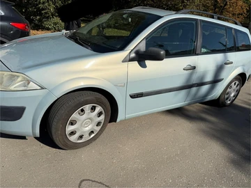 Авто Renault Megane 2004 № 8030595
