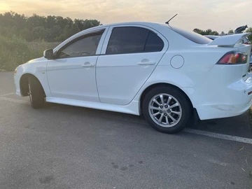 Авто Mitsubishi Lancer 2011 № 8030601