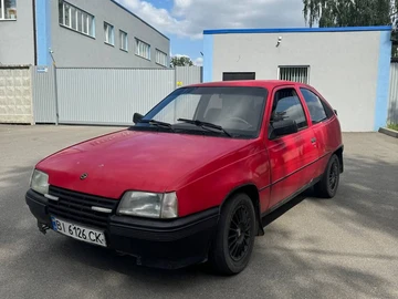 Авто Opel Kadett 1985 № 8030672