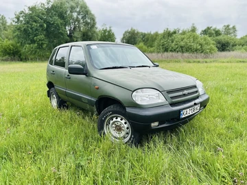 Авто Chevrolet Niva 2005 № 8030674