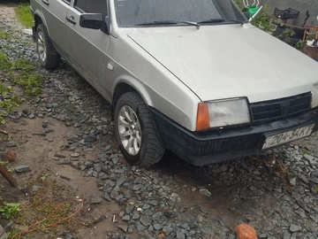 Авто ВАЗ 2109 2003 № 8030797