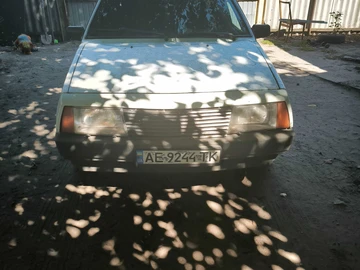 Авто ВАЗ 2109 1989 № 8030834
