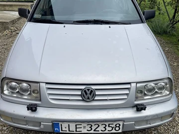 Авто Volkswagen Vento 1997 № 8030981