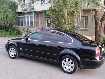 Авто Volkswagen Passat Sedan 2004 № 8030983