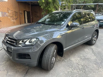 Авто Volkswagen Touareg 2011 № 8031205