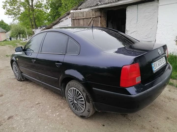 Авто Volkswagen Passat Sedan 1999 № 8031314