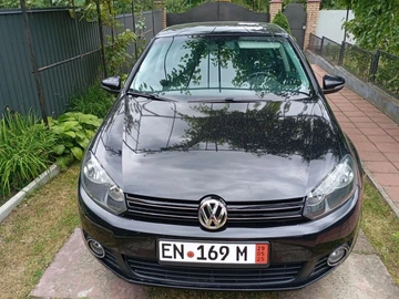 Авто Volkswagen Golf 2010 № 8031317