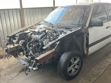 Авто Volkswagen Passat Sedan 1995 № 8031330