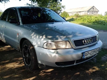 Авто Audi A4 1995 № 8031371