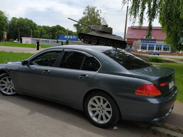 Авто BMW 7 Серия 2002 № 8031646