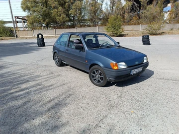 Авто Ford Fiesta 1990 № 8031715