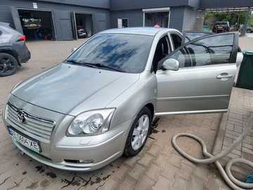 Авто Toyota Avensis 2003 № 8031815